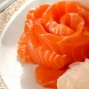 冰鮮三文魚魚腩（去皮、切片）